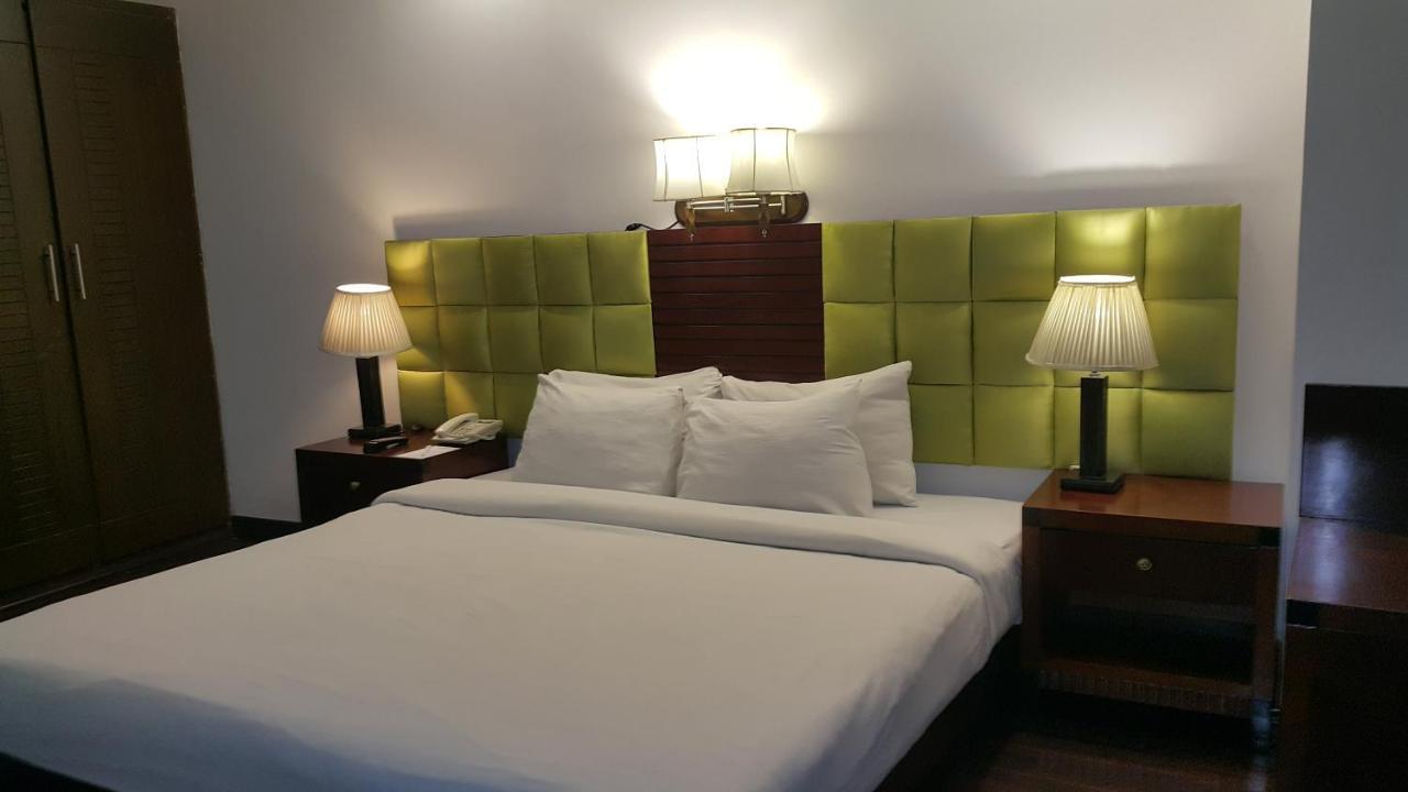 Savoey Hotel Lahore Eksteriør bilde