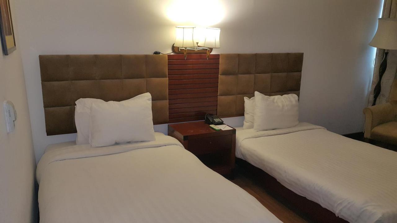 Savoey Hotel Lahore Eksteriør bilde
