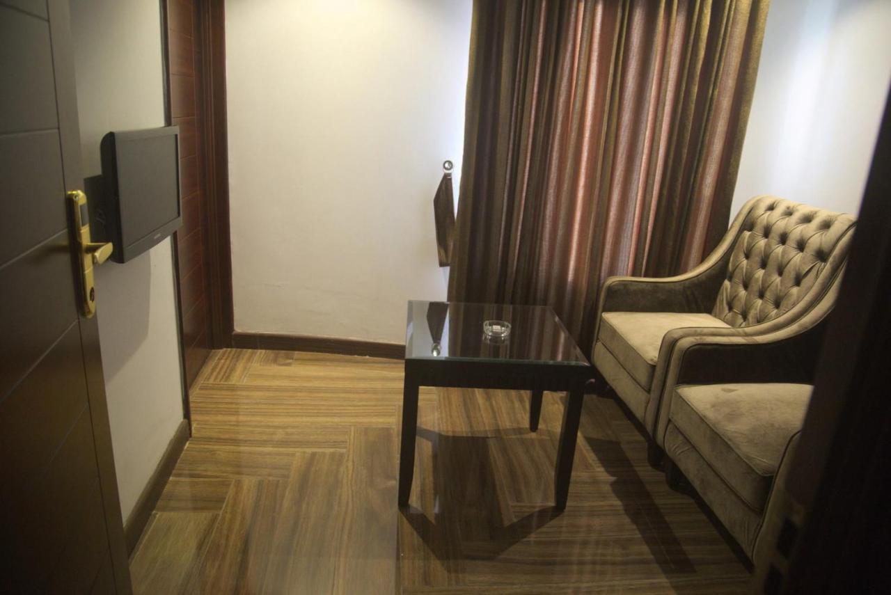 Savoey Hotel Lahore Eksteriør bilde