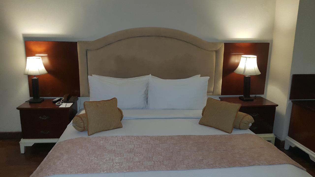 Savoey Hotel Lahore Eksteriør bilde